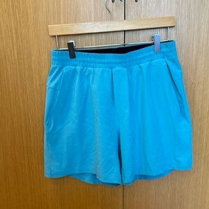 Men’s Lululemon 5’ inseam Shorts